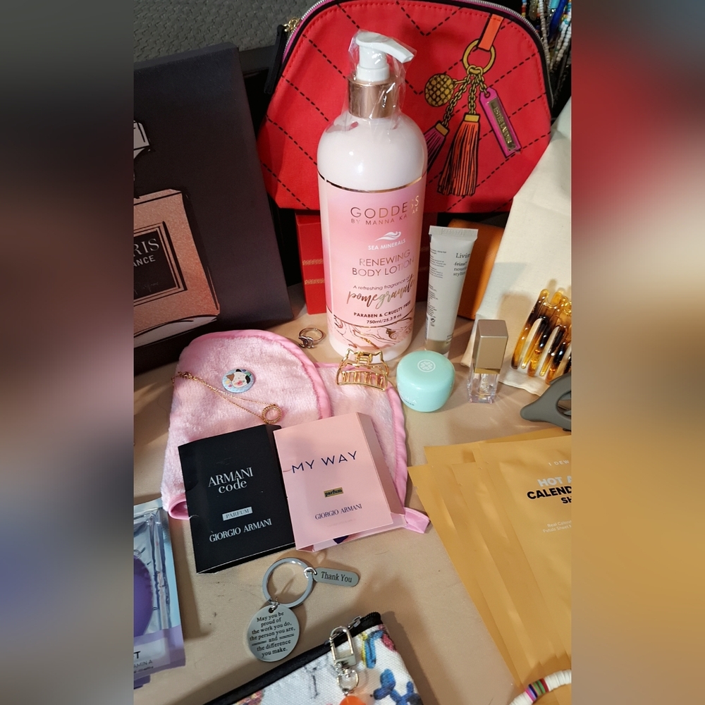 🎊25 PC TLC BEAUTY BUNDLE🎊🎊🎊🎊 - Picture 4 of 17